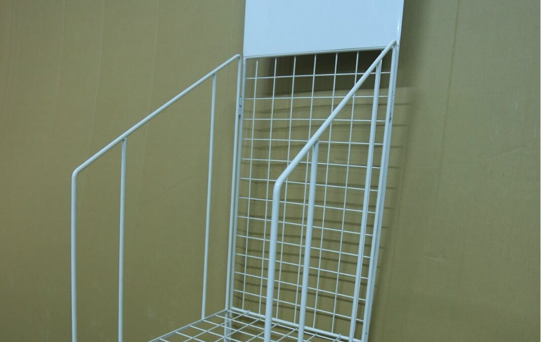 Supermarket & Retail Store Display Fixture for Beverage Merchandising #2837